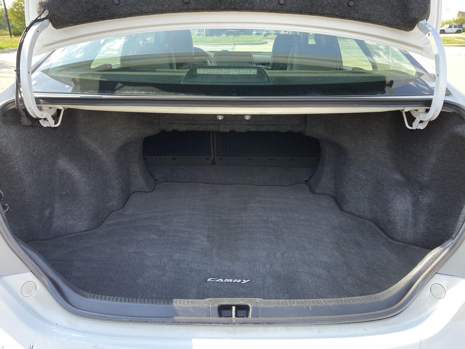 Vehicle photo 31