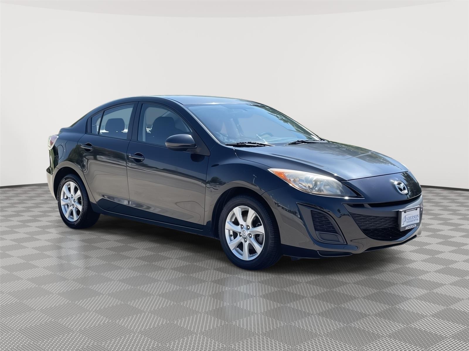 Vehicle photo 5