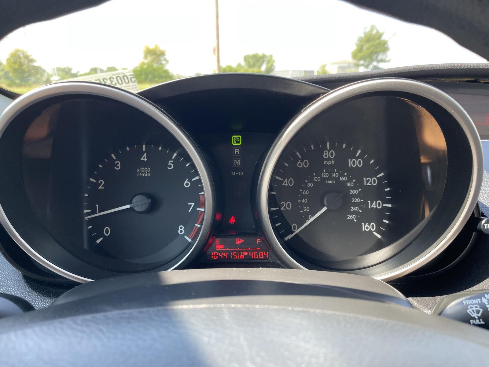 Vehicle photo 15