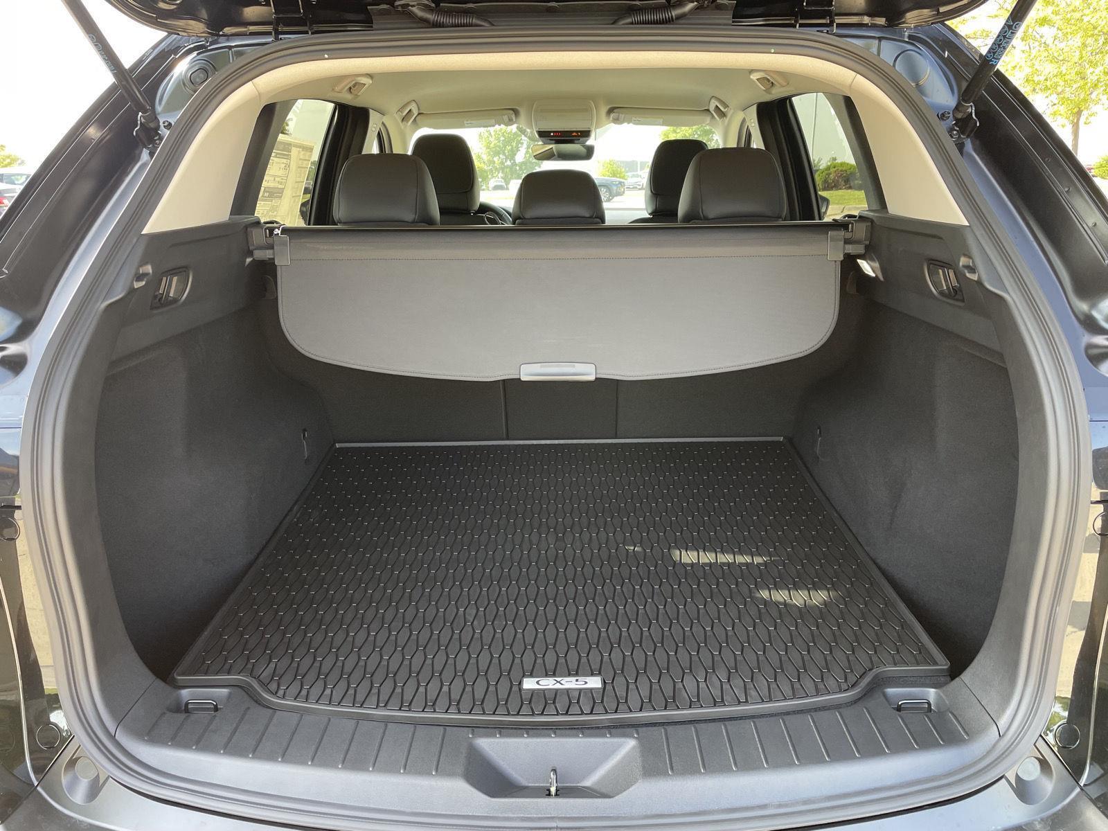Vehicle photo 31