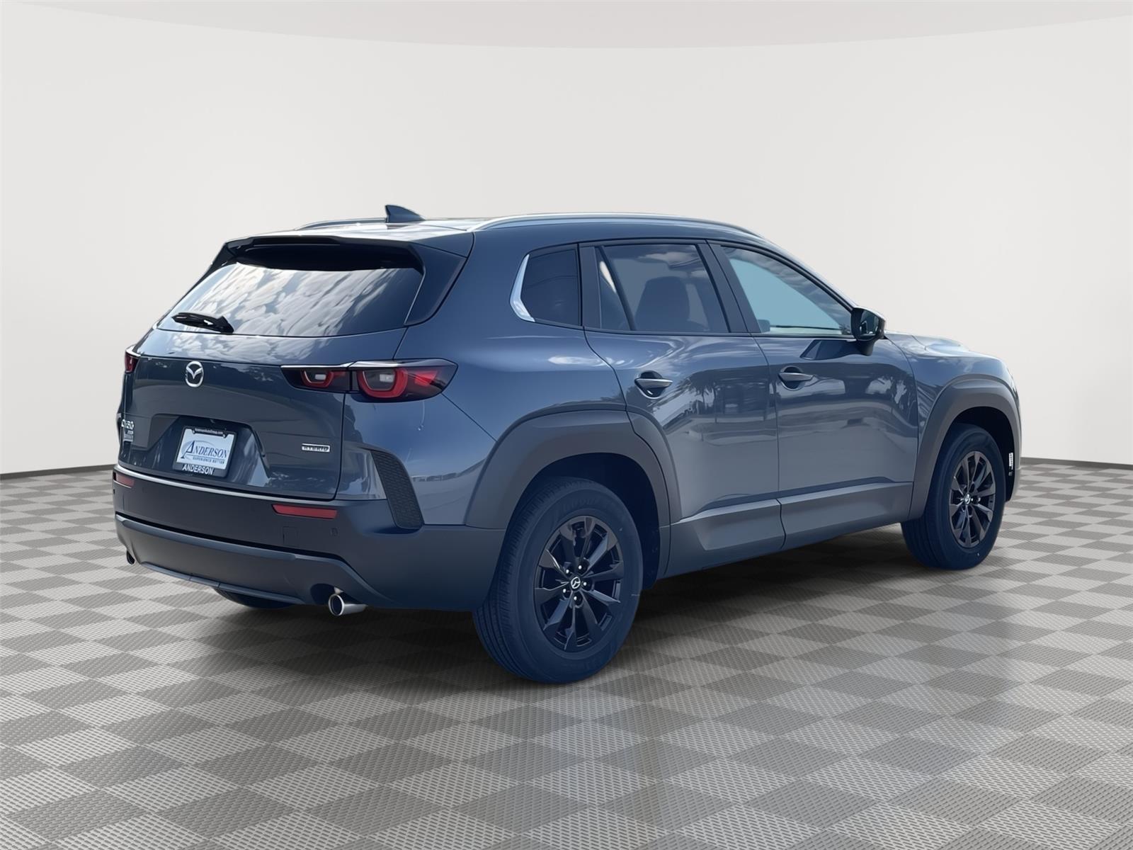 Vehicle photo 7