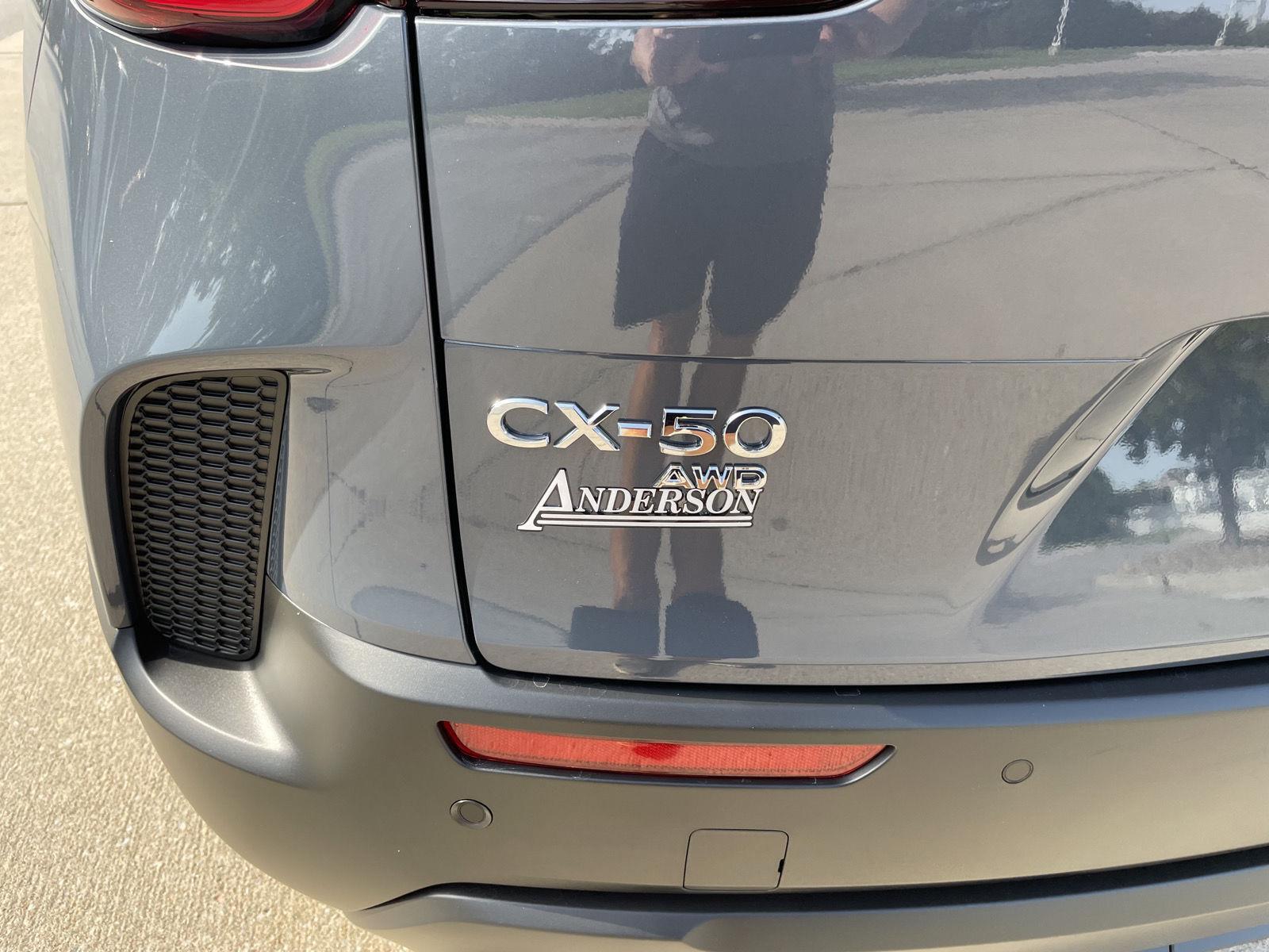 Vehicle photo 36