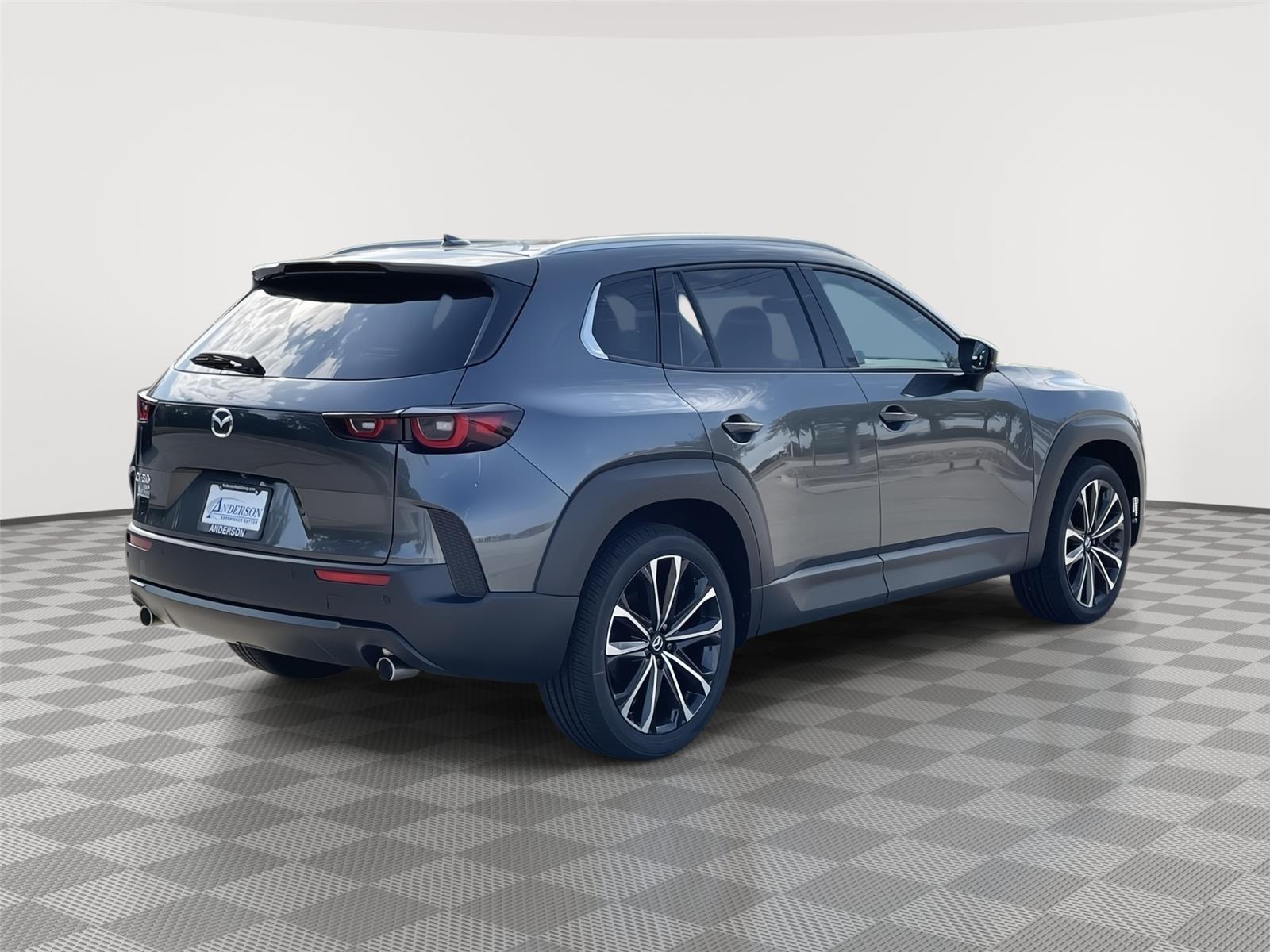 Vehicle photo 7