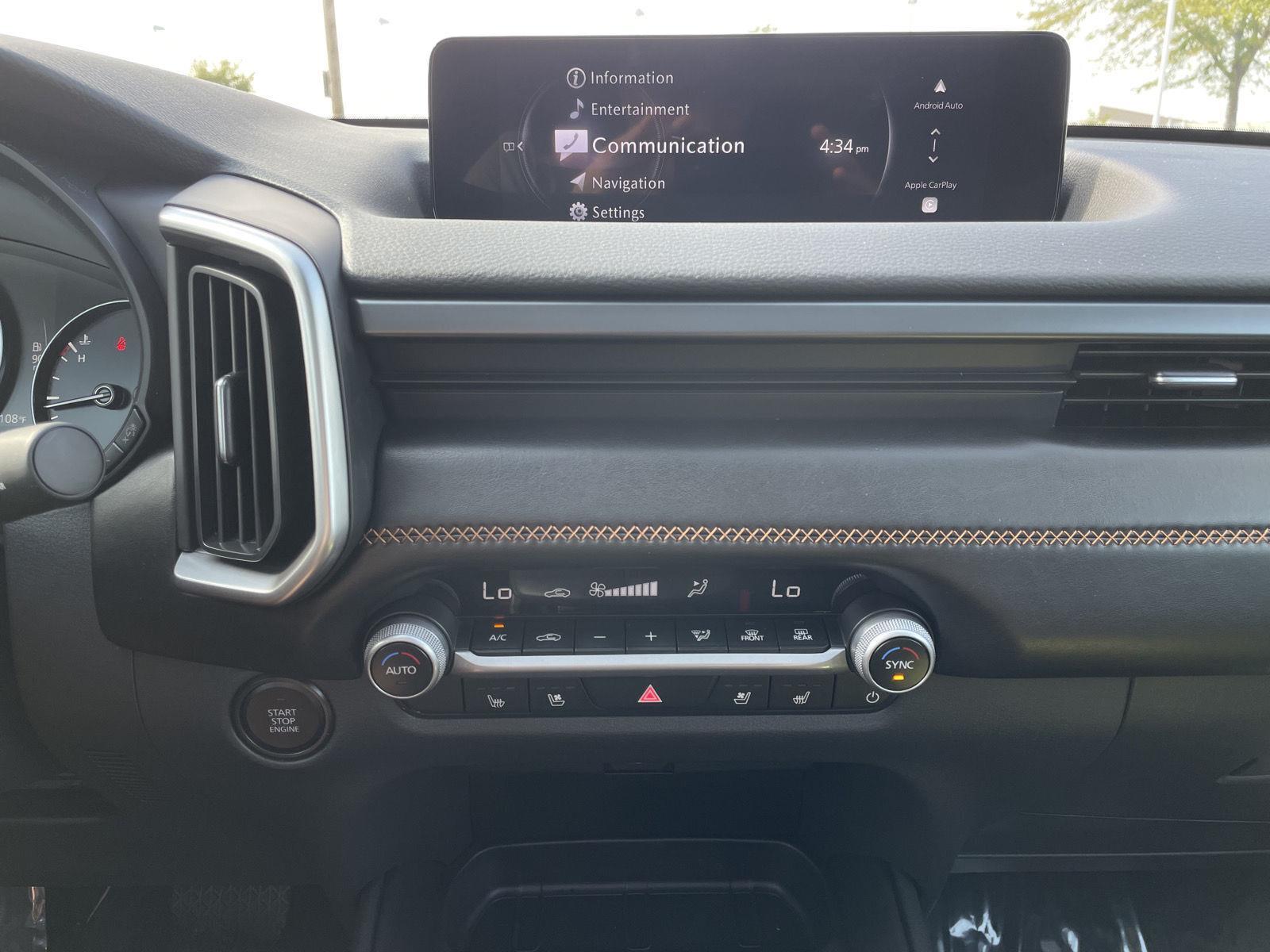Vehicle photo 22