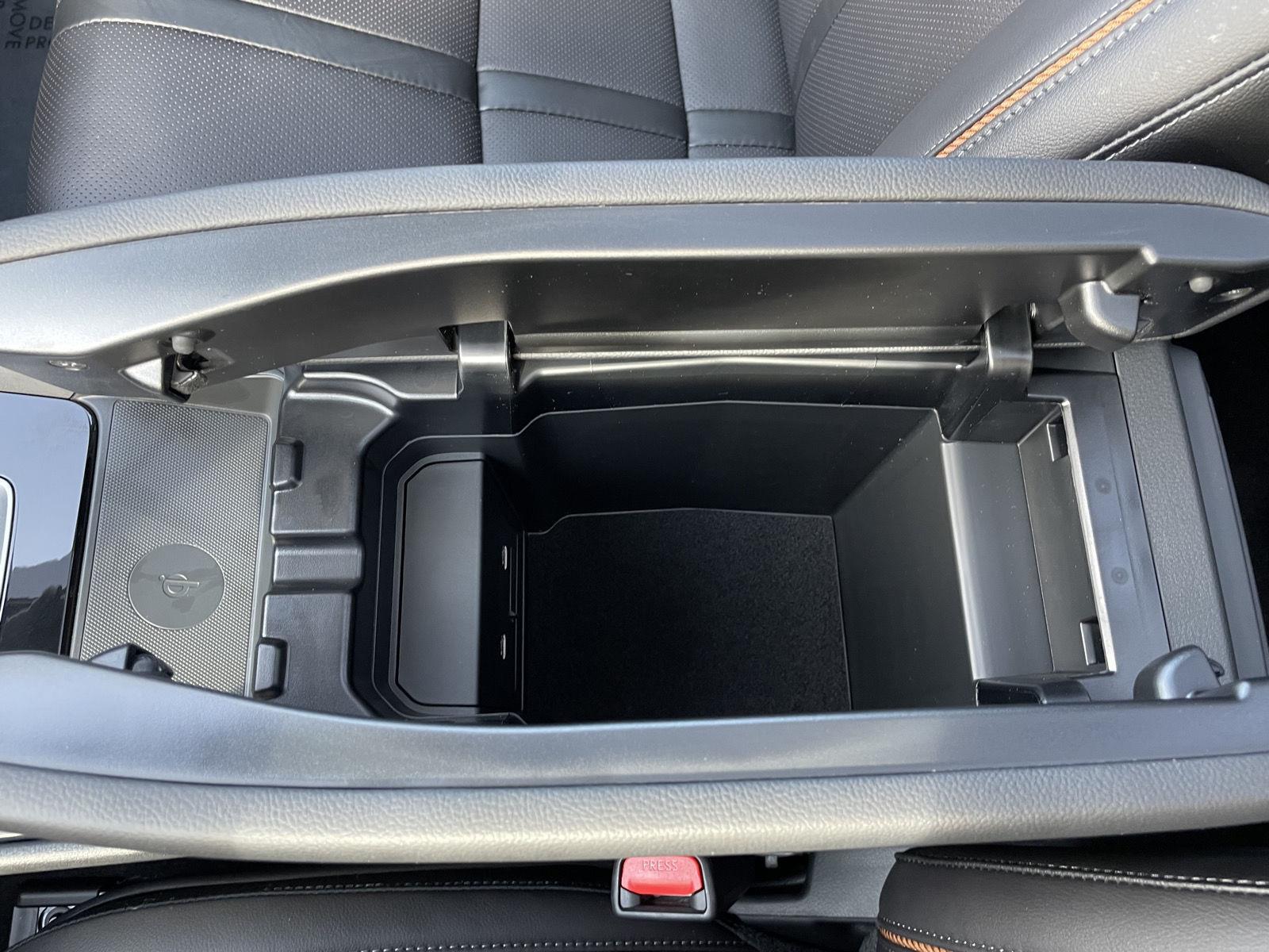 Vehicle photo 31
