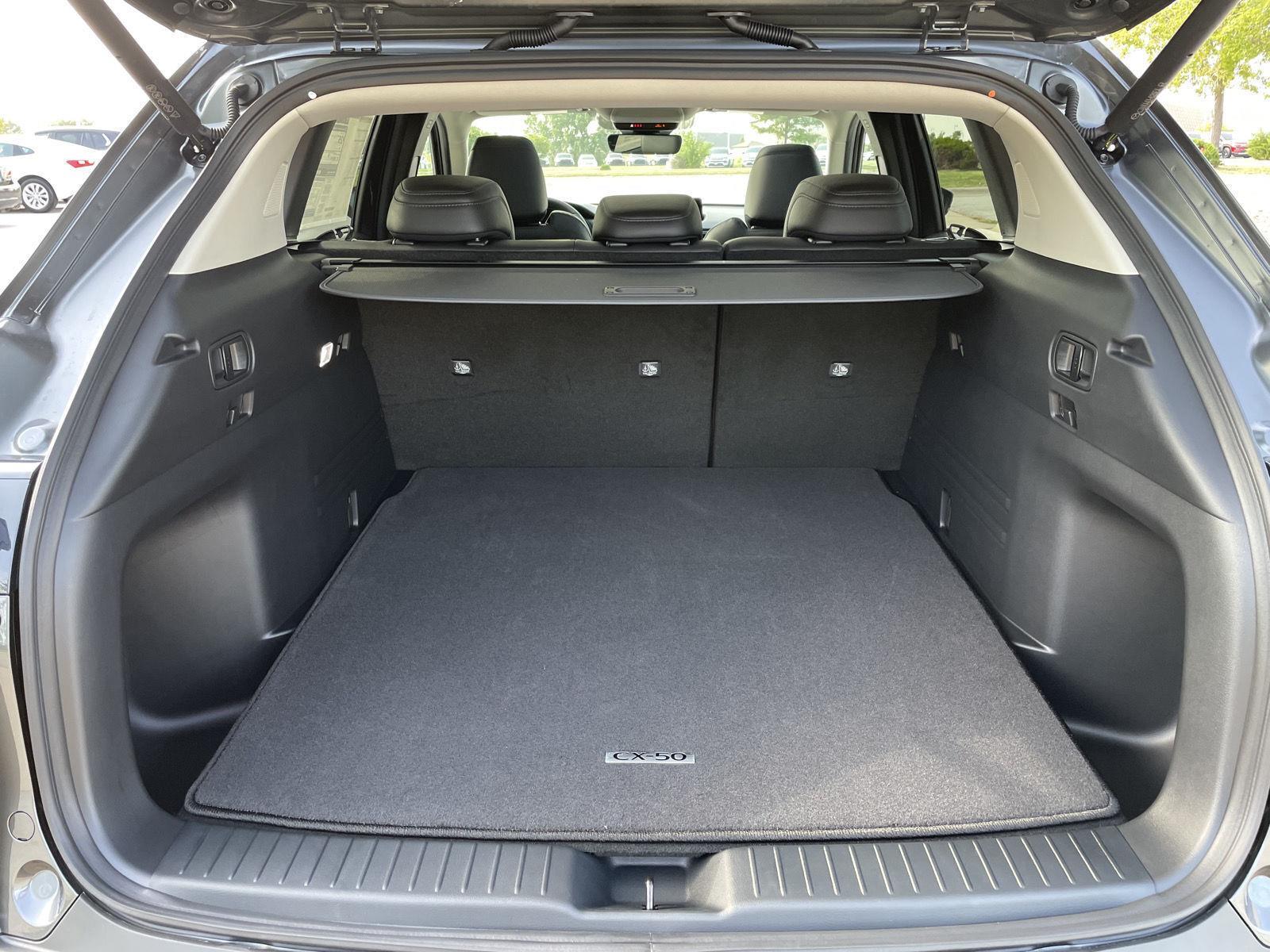 Vehicle photo 35