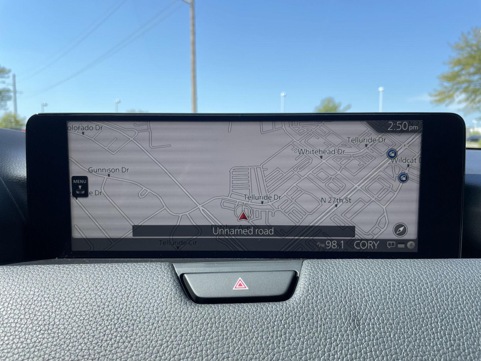 Vehicle photo 26