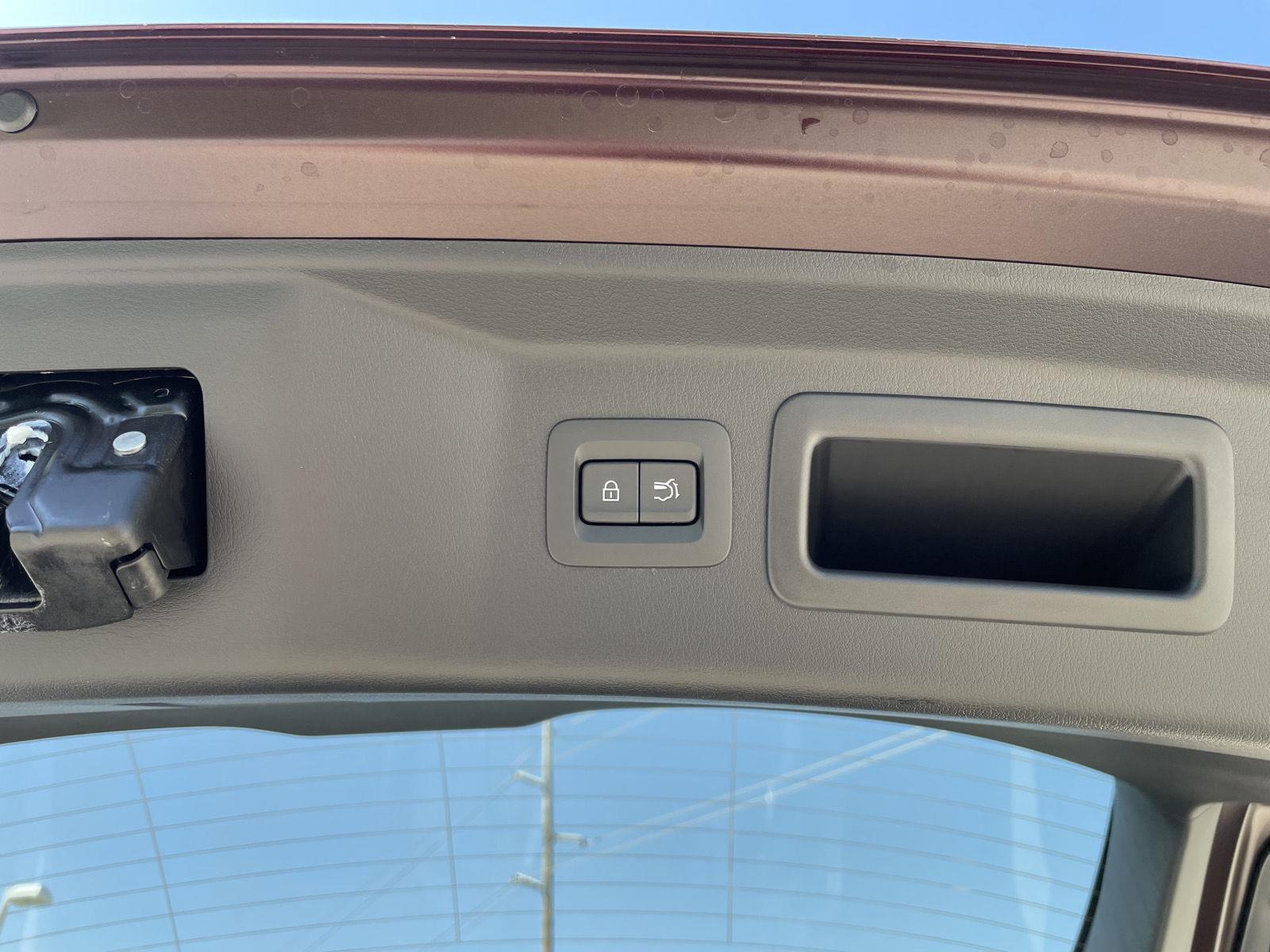 Vehicle photo 39