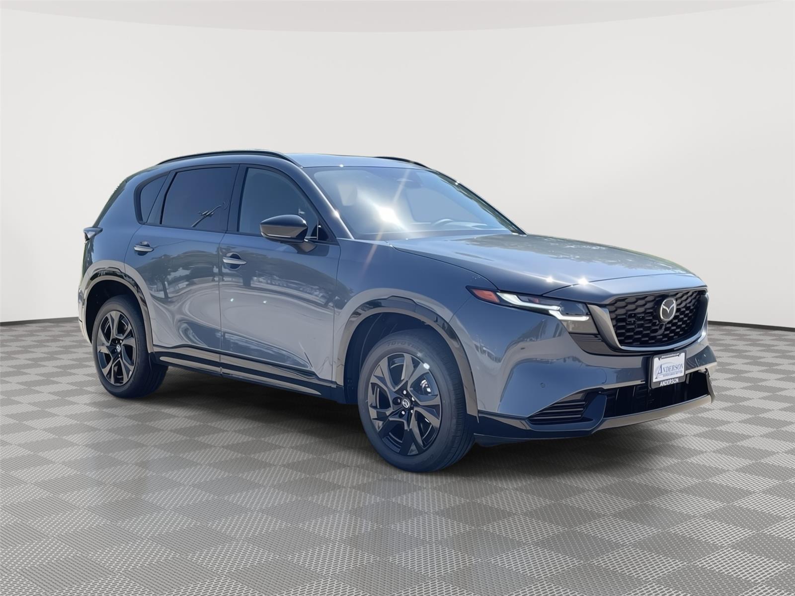 Vehicle photo 5