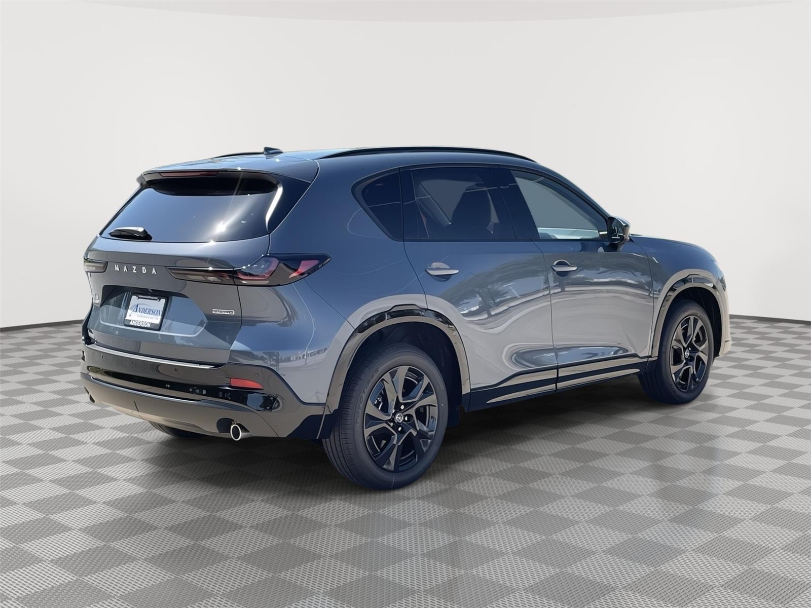 Vehicle photo 7