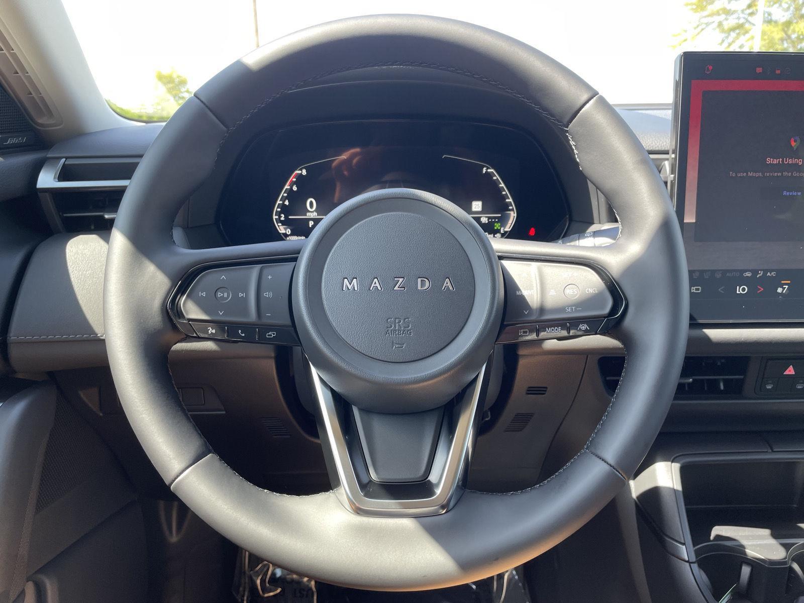 Vehicle photo 11