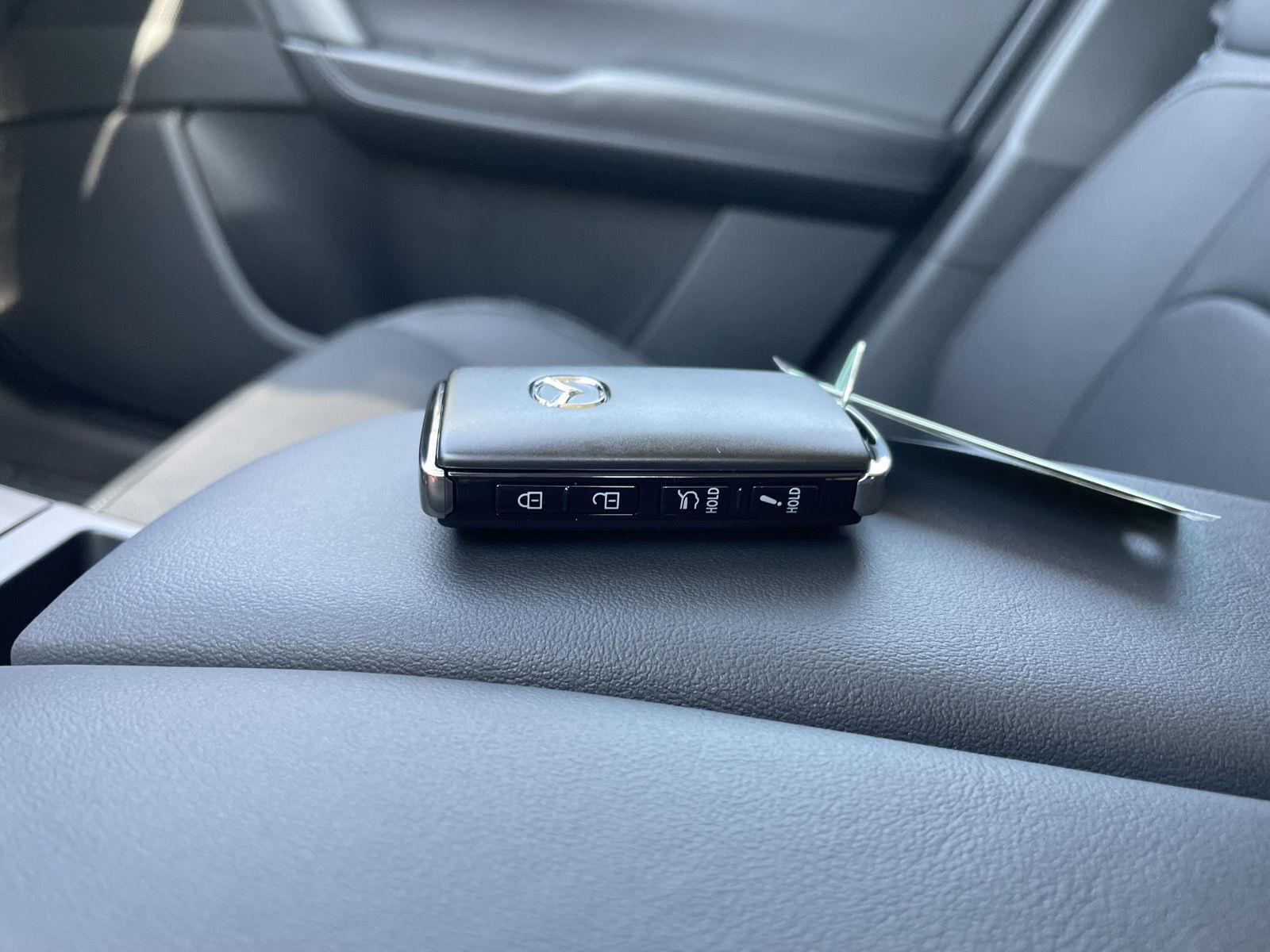 Vehicle photo 38
