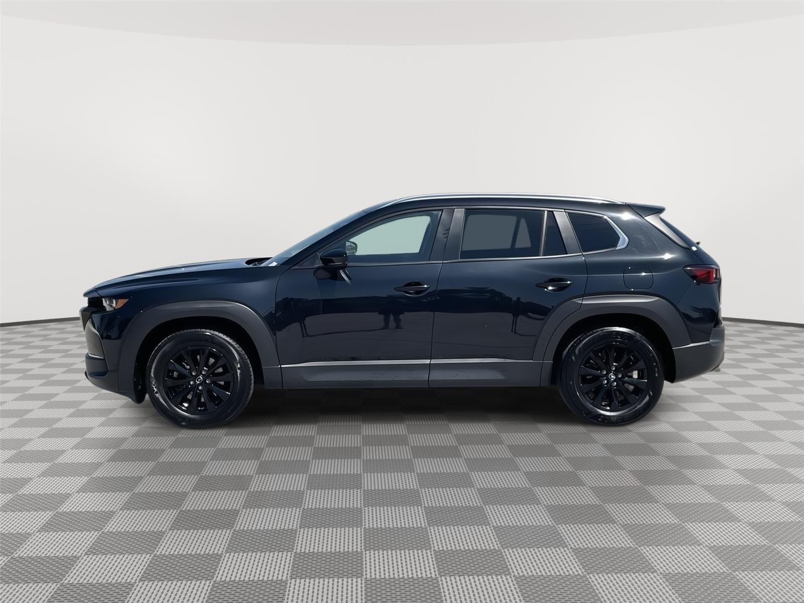 Vehicle photo 2