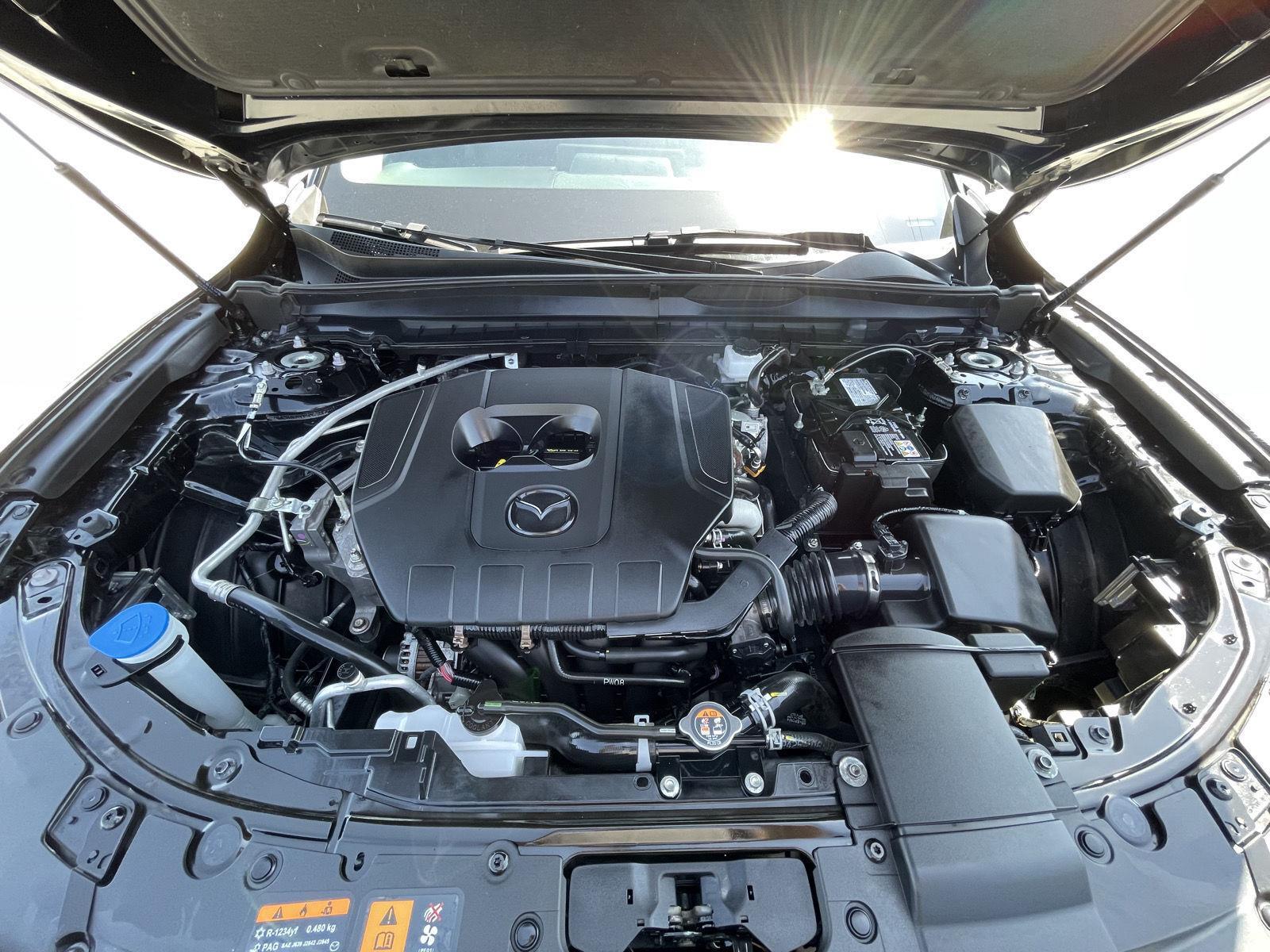 Vehicle photo 33