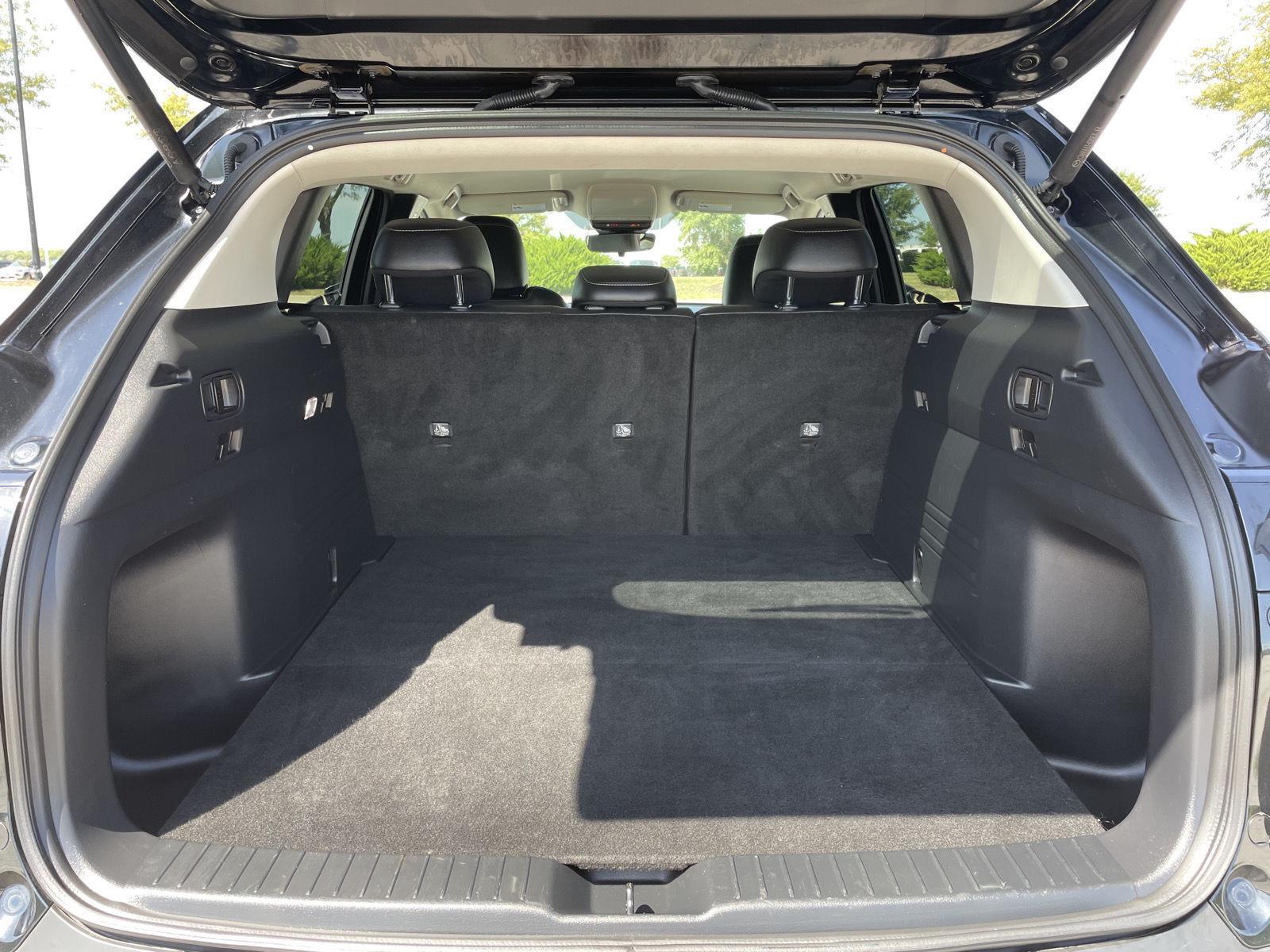 Vehicle photo 34