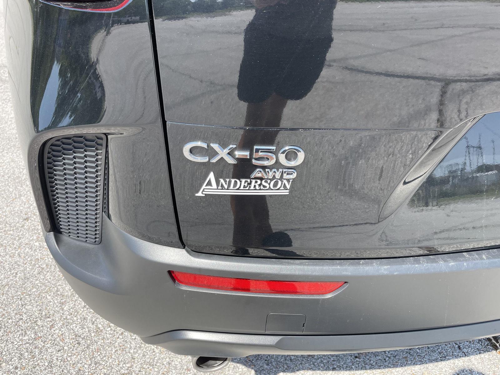 Vehicle photo 36