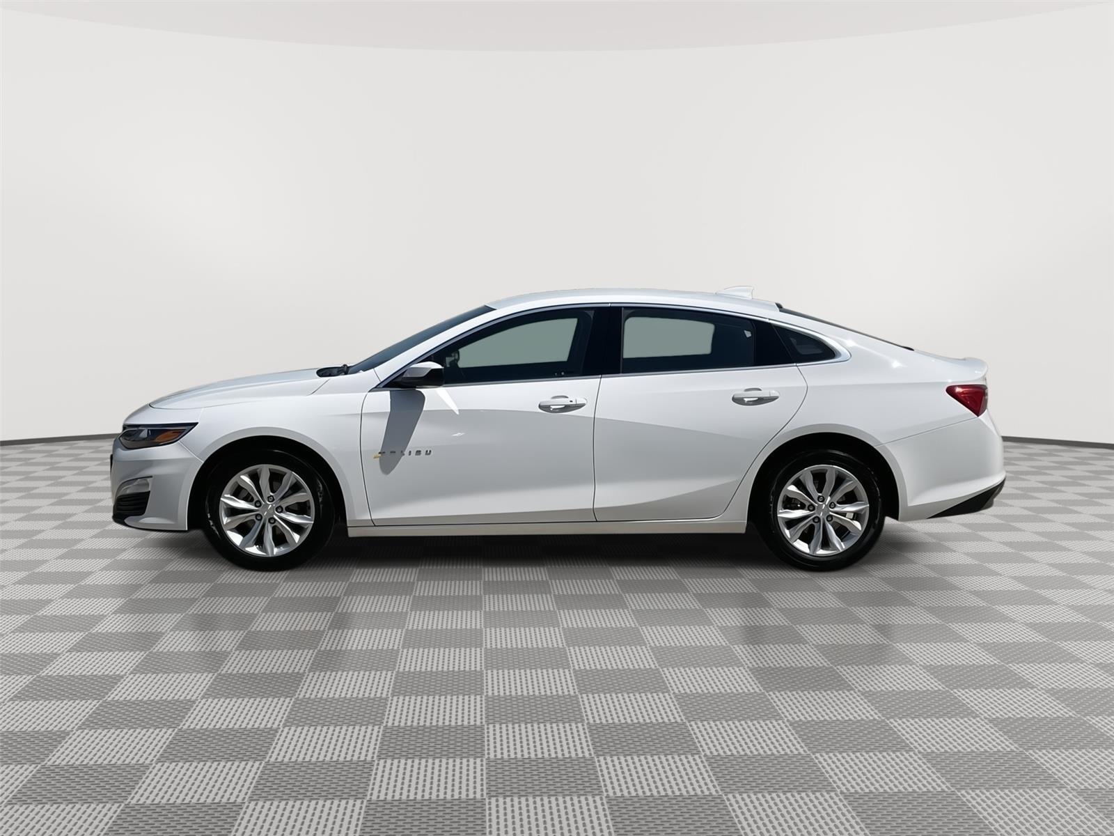 Used 2025 Chevrolet Malibu 1LT with VIN 1G1ZD5ST3SF121260 for sale in Kansas City