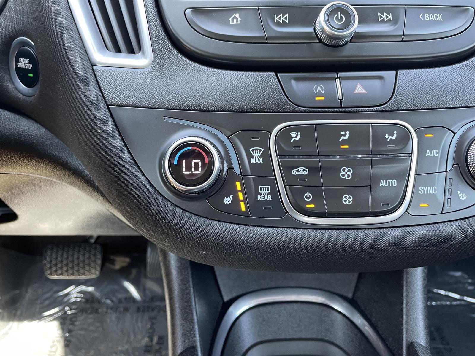 Vehicle photo 27