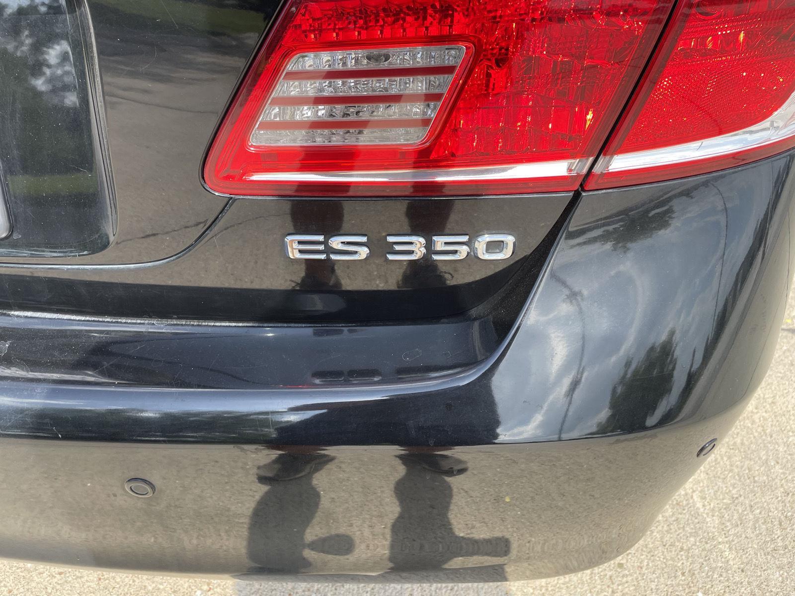 Vehicle photo 35