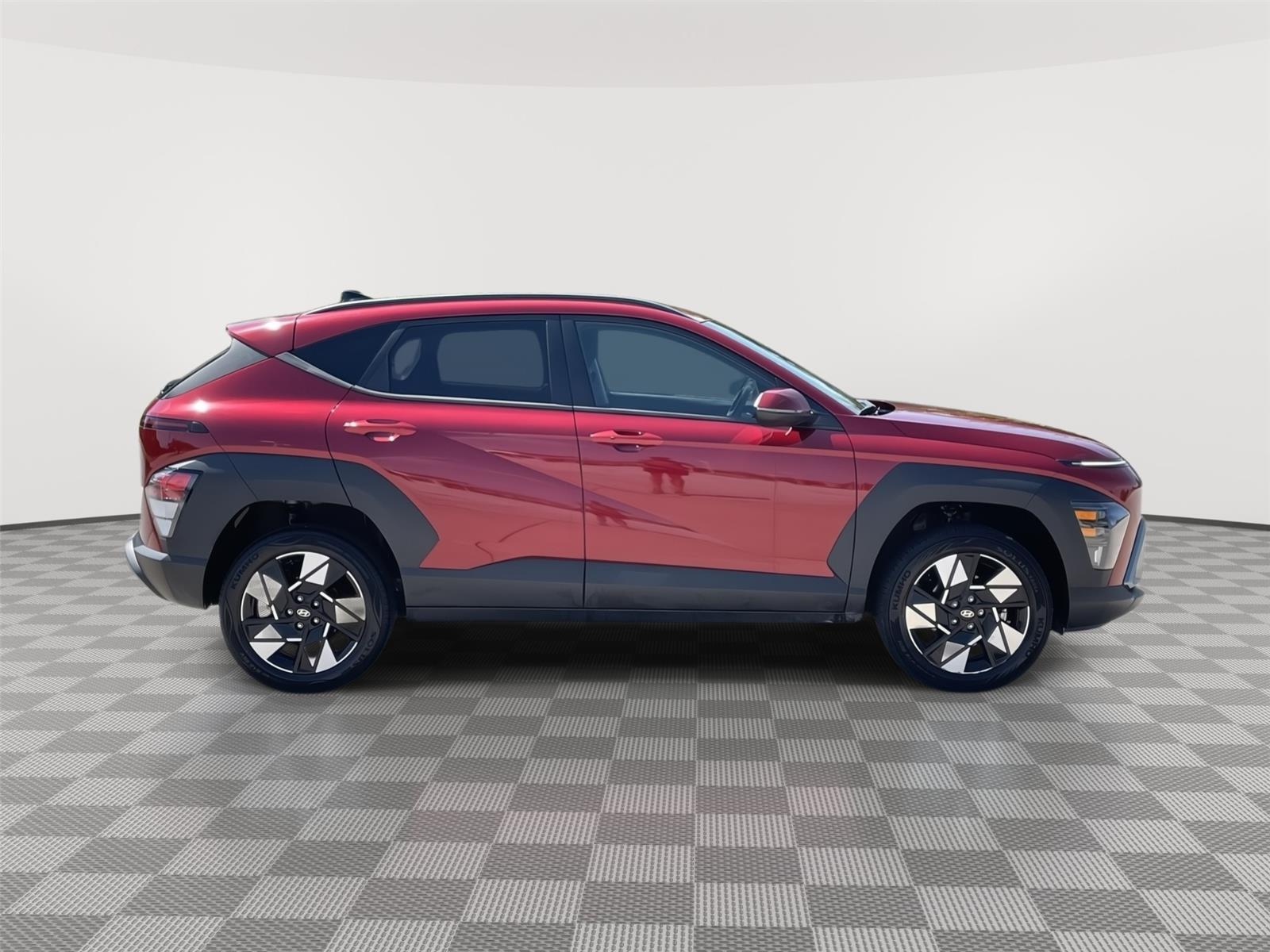 Vehicle photo 6