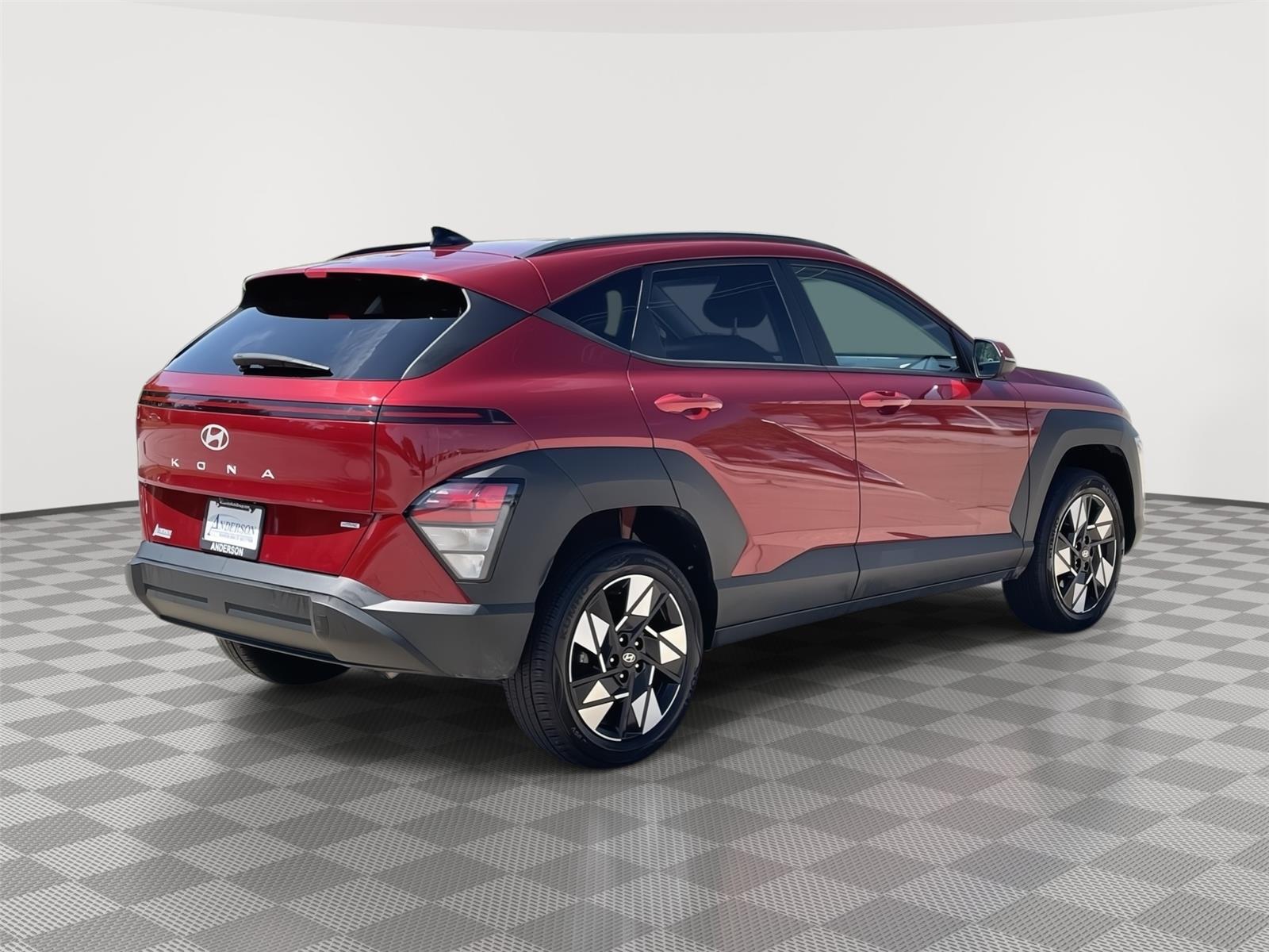 Vehicle photo 7