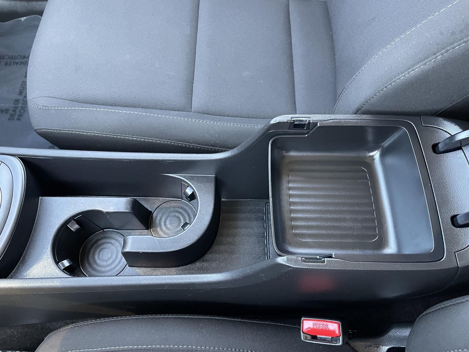 Vehicle photo 27