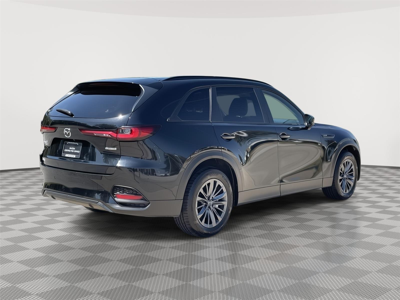 Vehicle photo 7