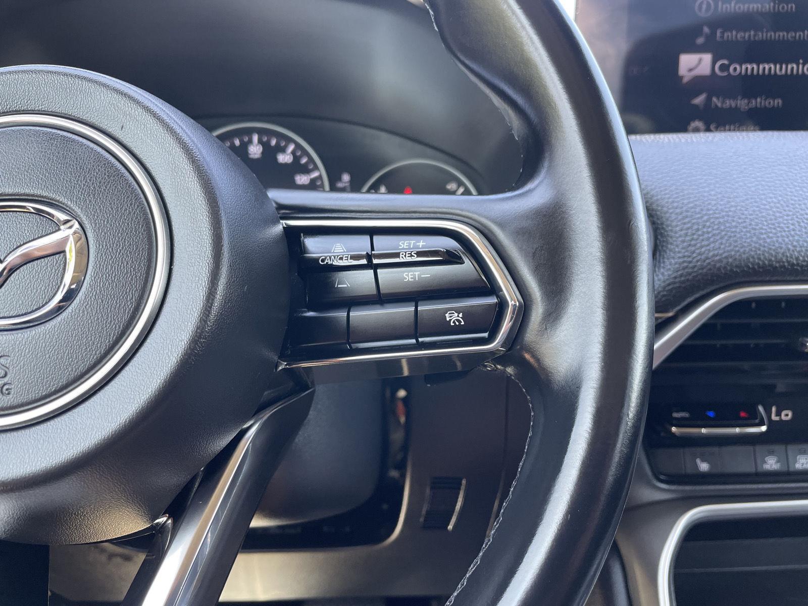 Vehicle photo 14