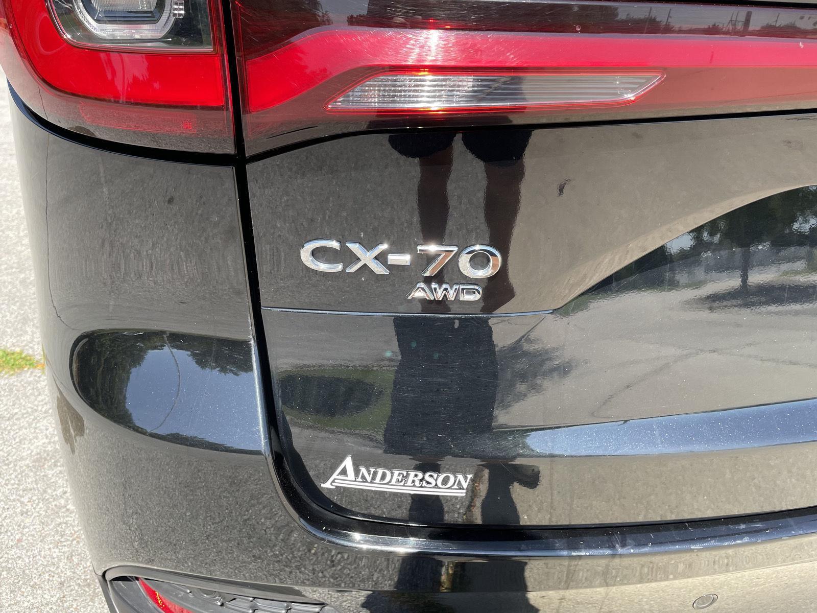 Vehicle photo 36