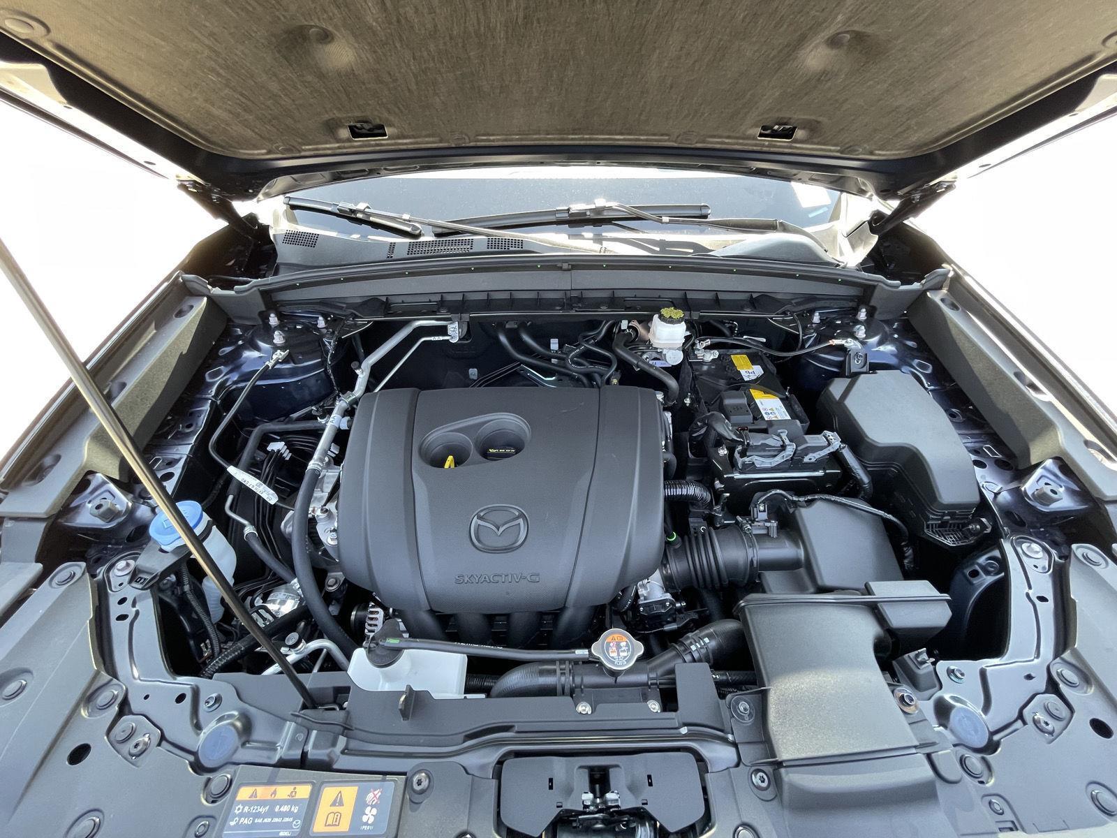 Vehicle photo 31
