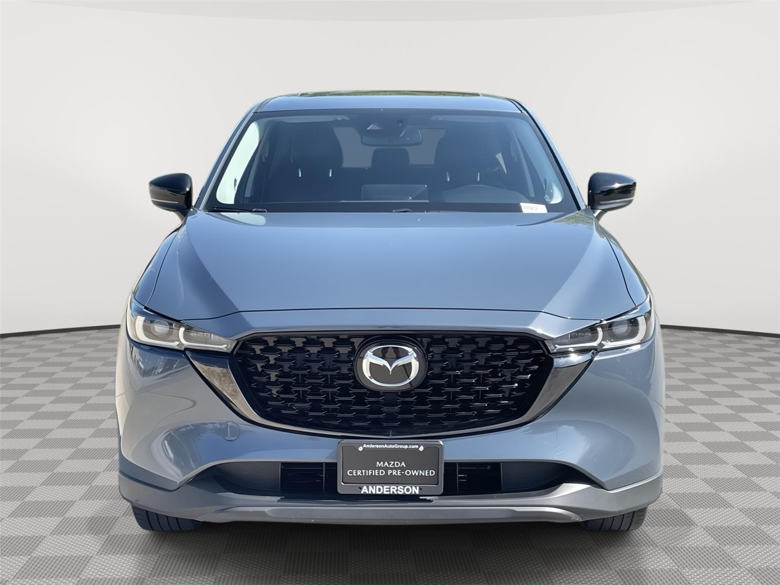 Vehicle photo 4