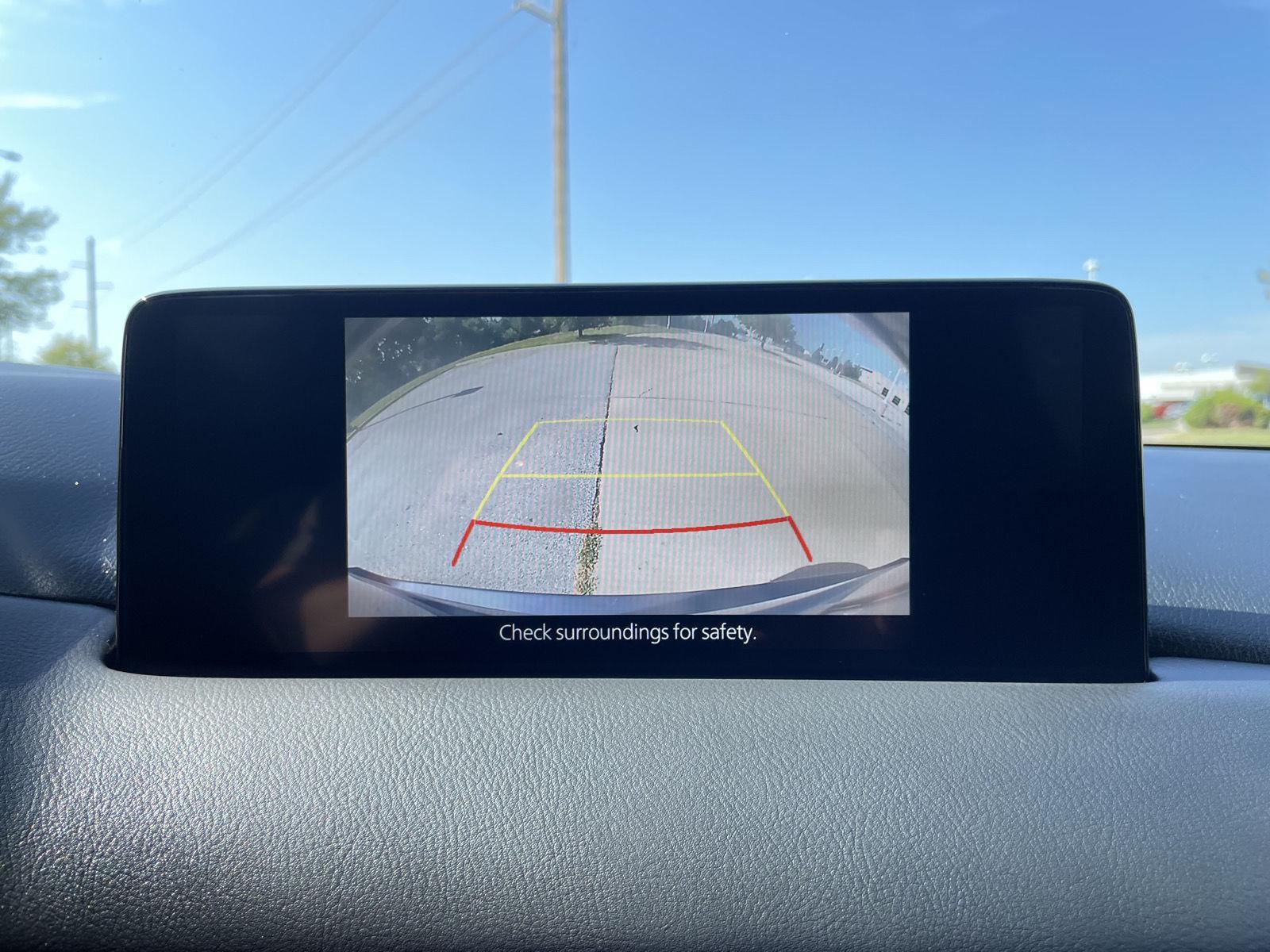 Vehicle photo 22