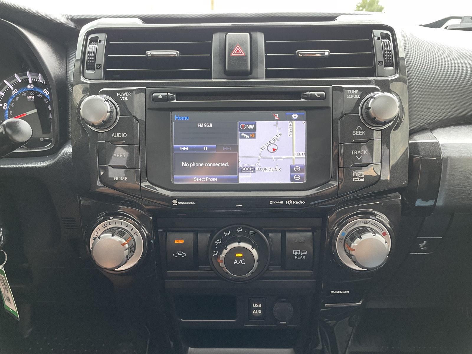 Vehicle photo 22