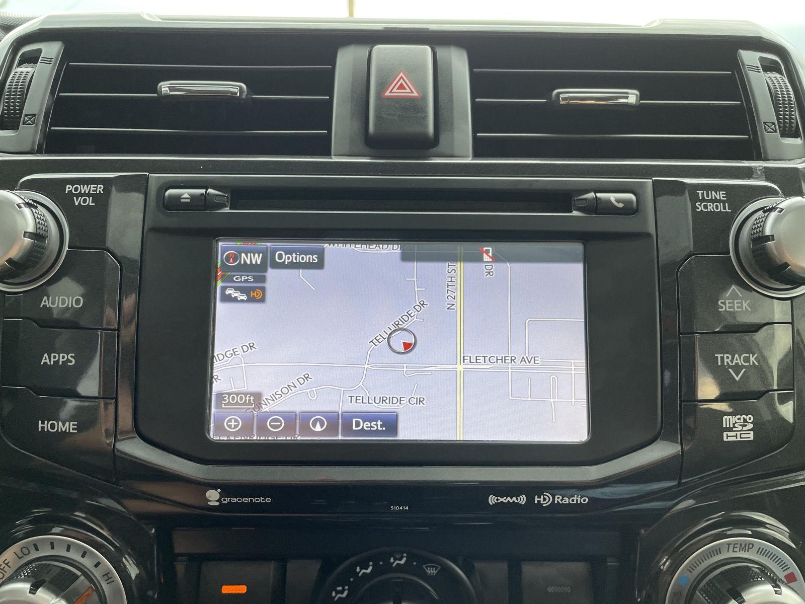 Vehicle photo 24