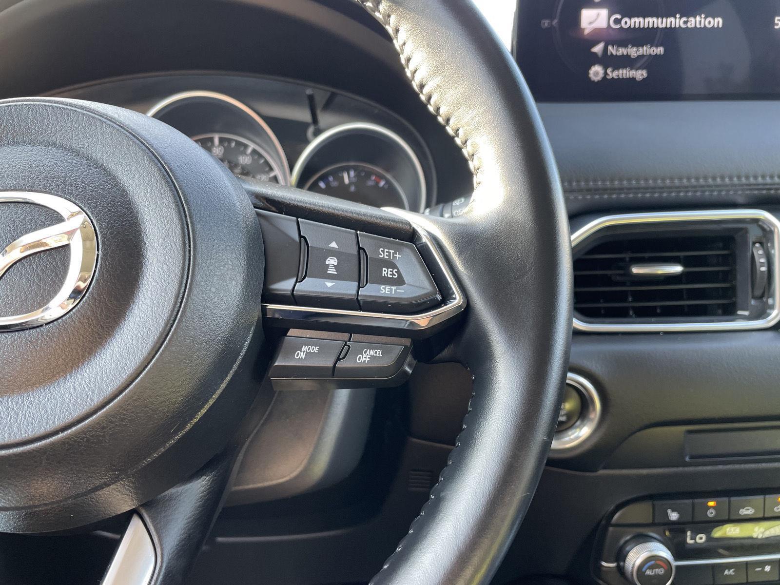 Vehicle photo 13