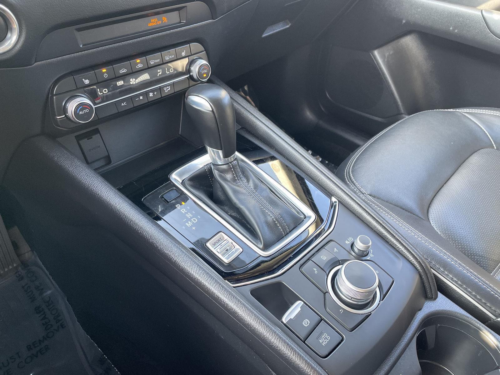 Vehicle photo 27