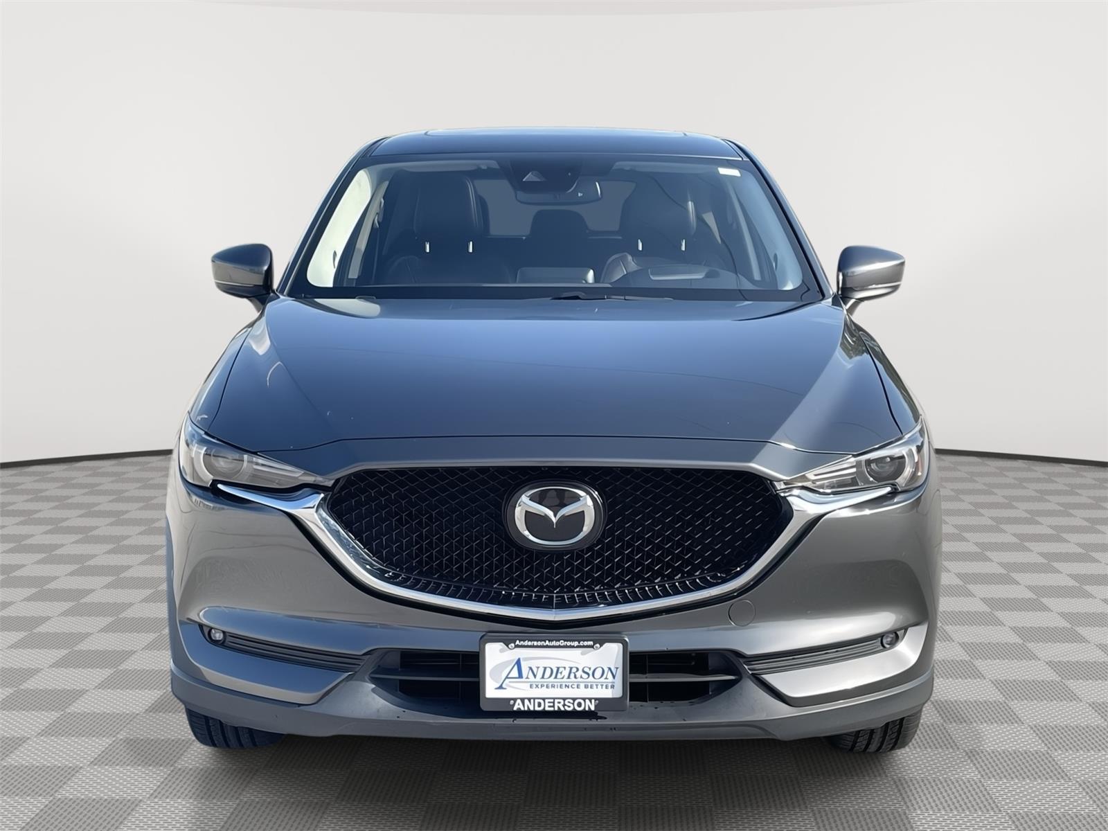Vehicle photo 4
