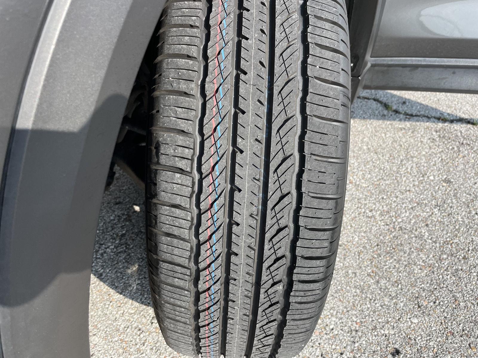 Vehicle photo 11