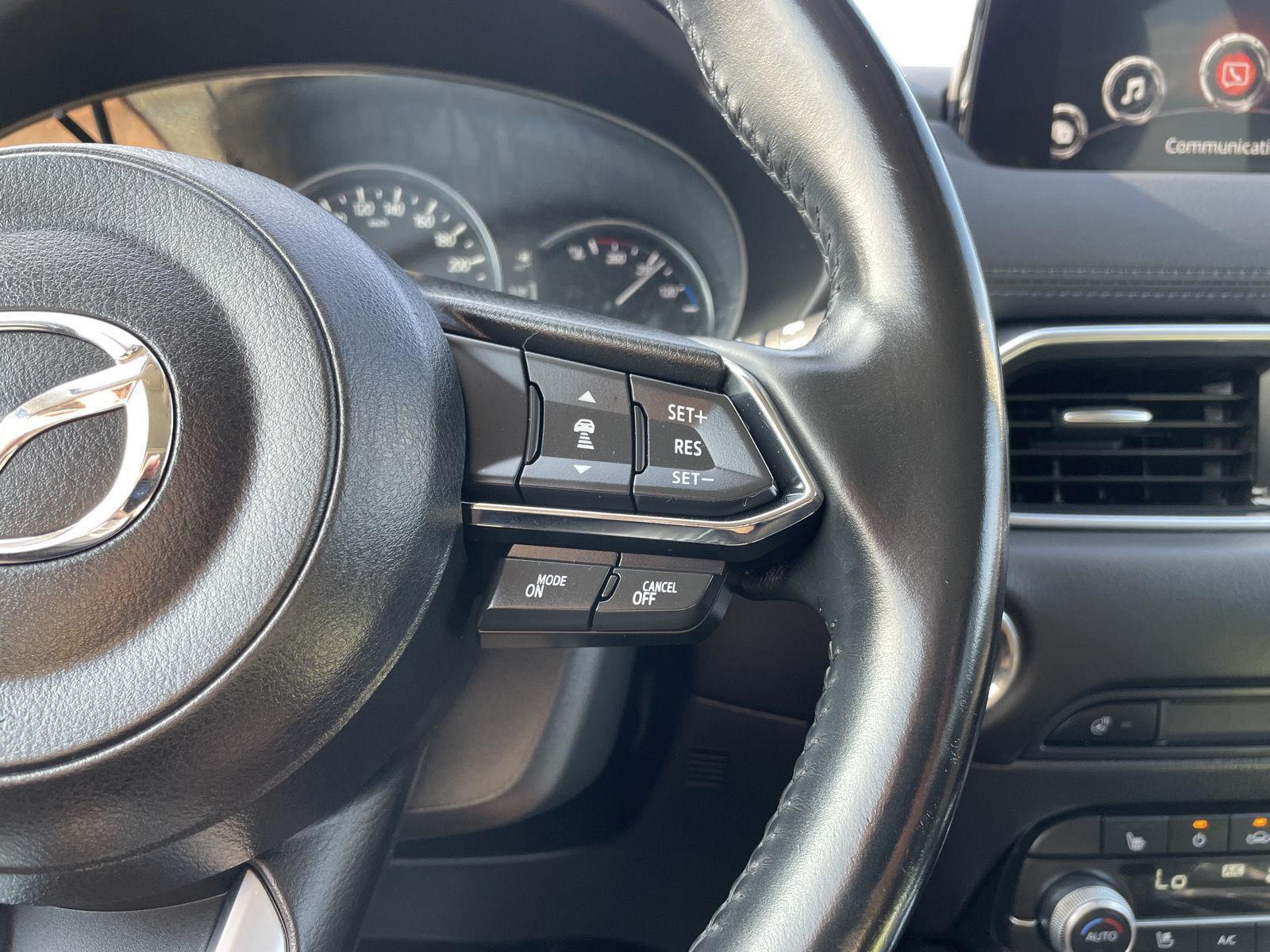 Vehicle photo 14