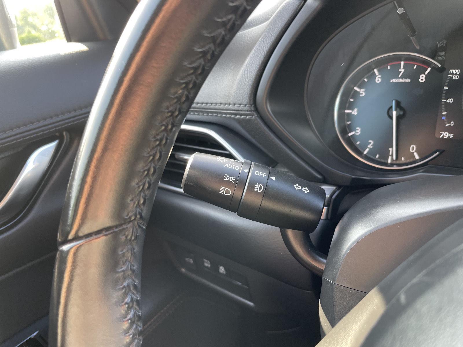 Vehicle photo 16