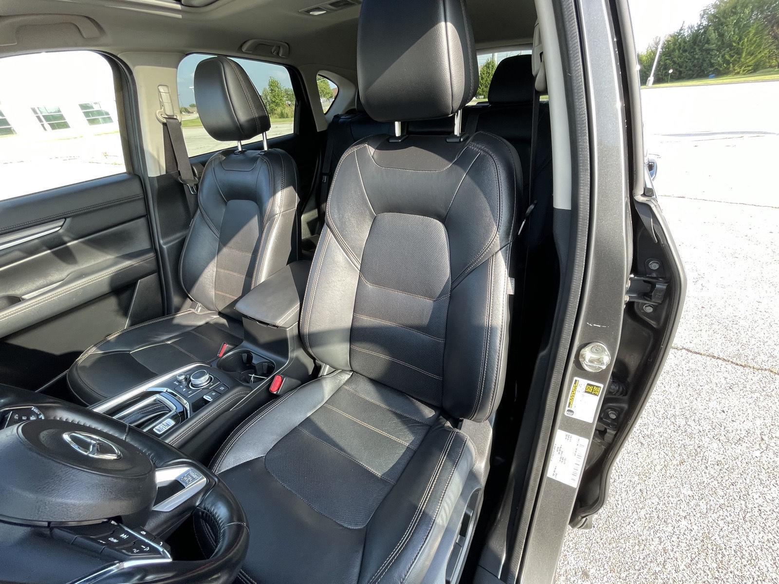 Vehicle photo 18