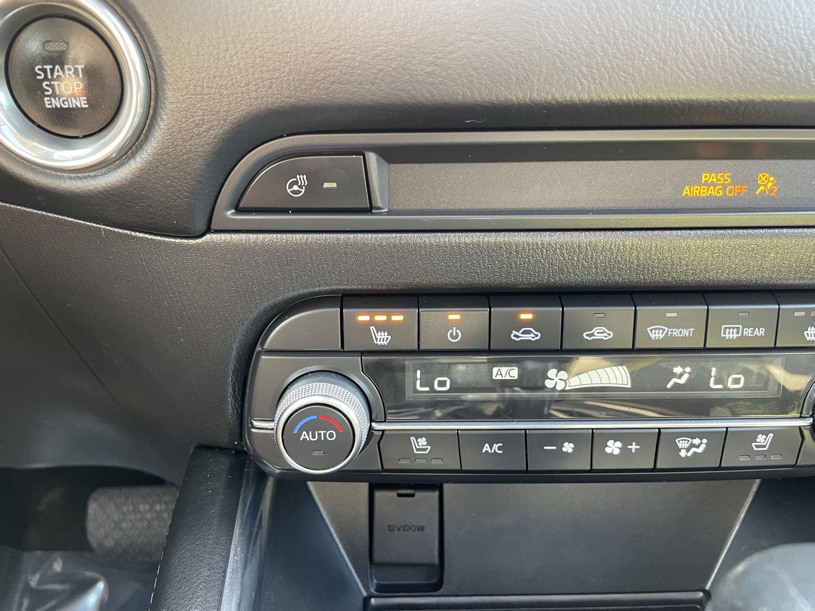 Vehicle photo 27