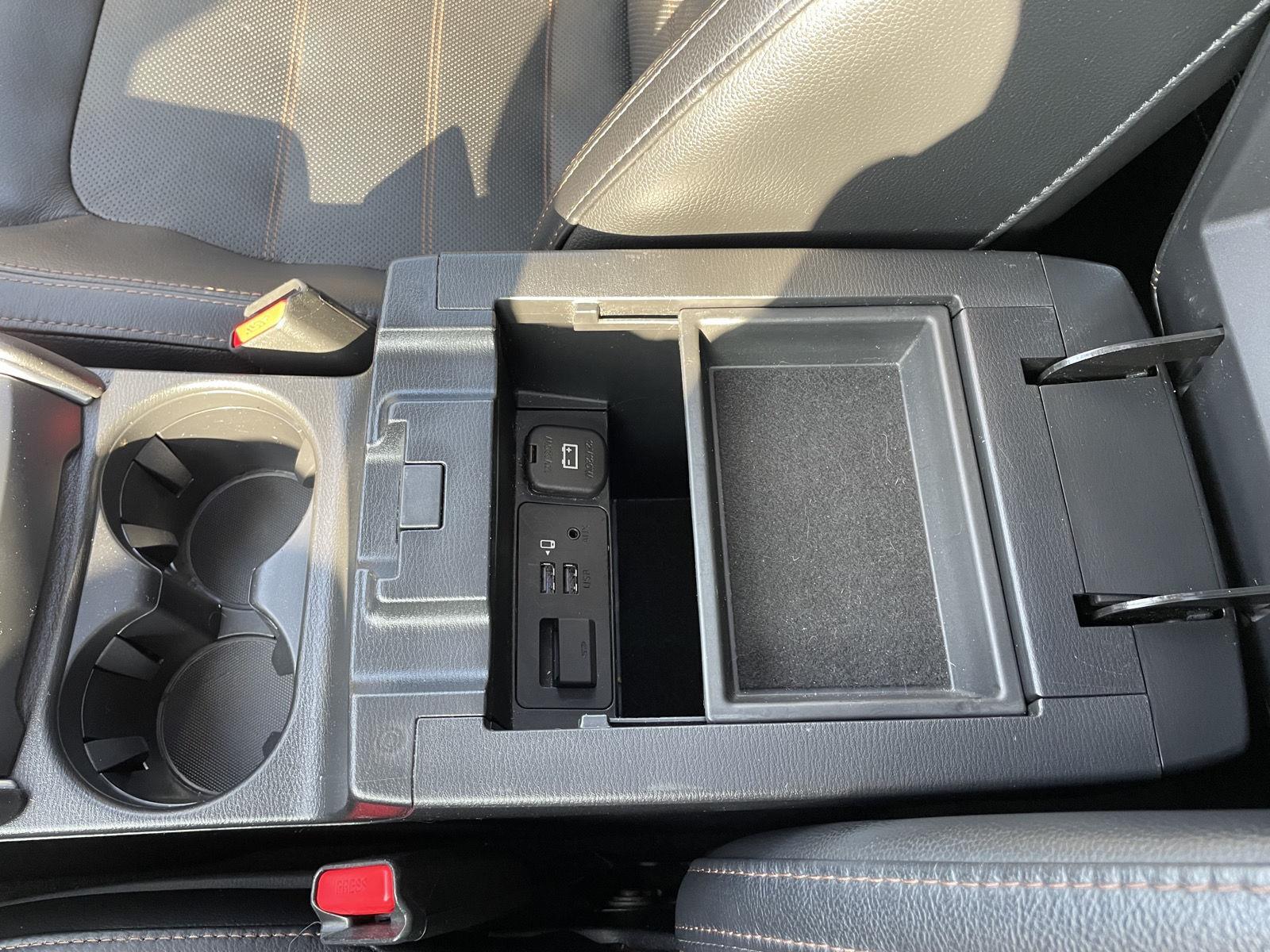 Vehicle photo 31