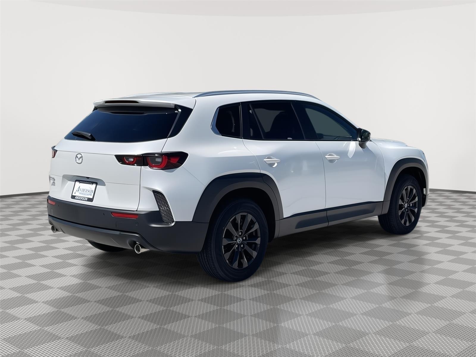 Vehicle photo 7