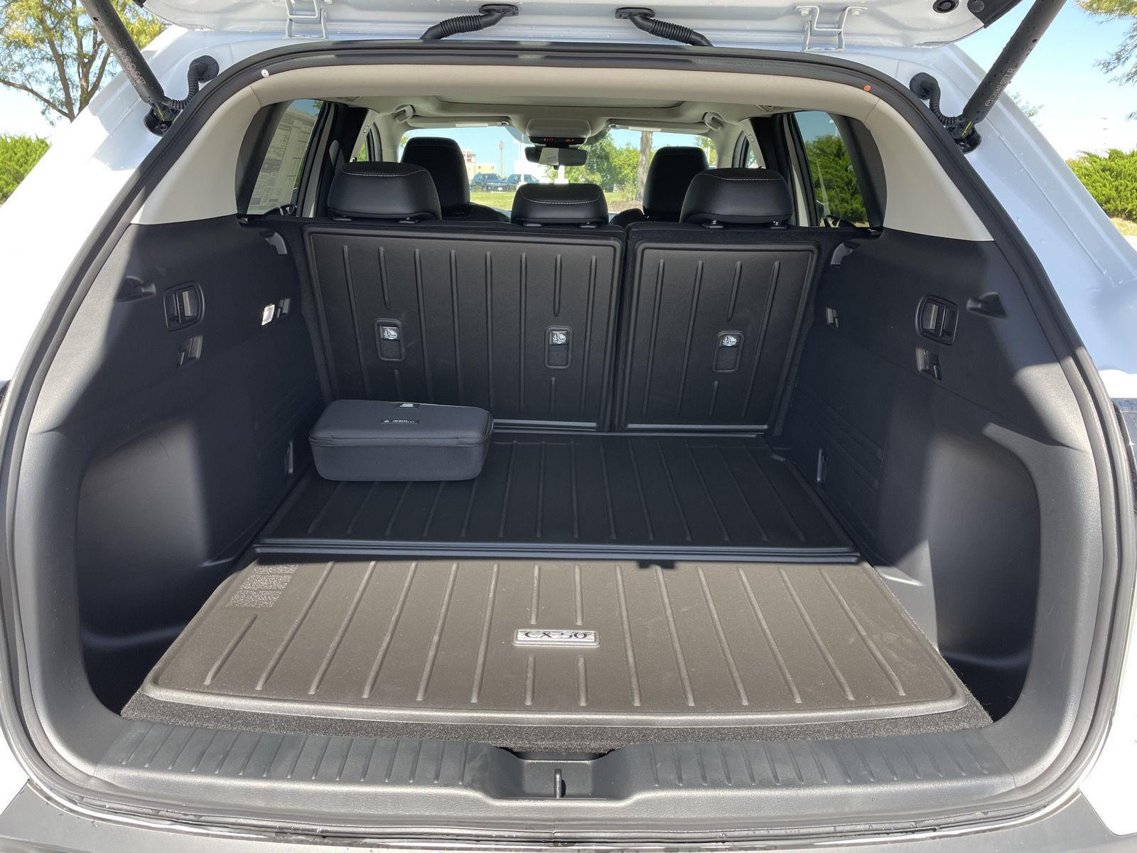 Vehicle photo 34