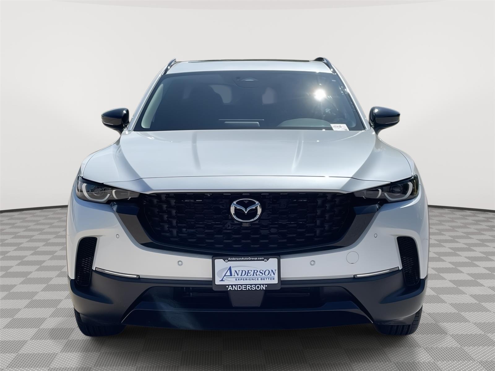 Vehicle photo 4