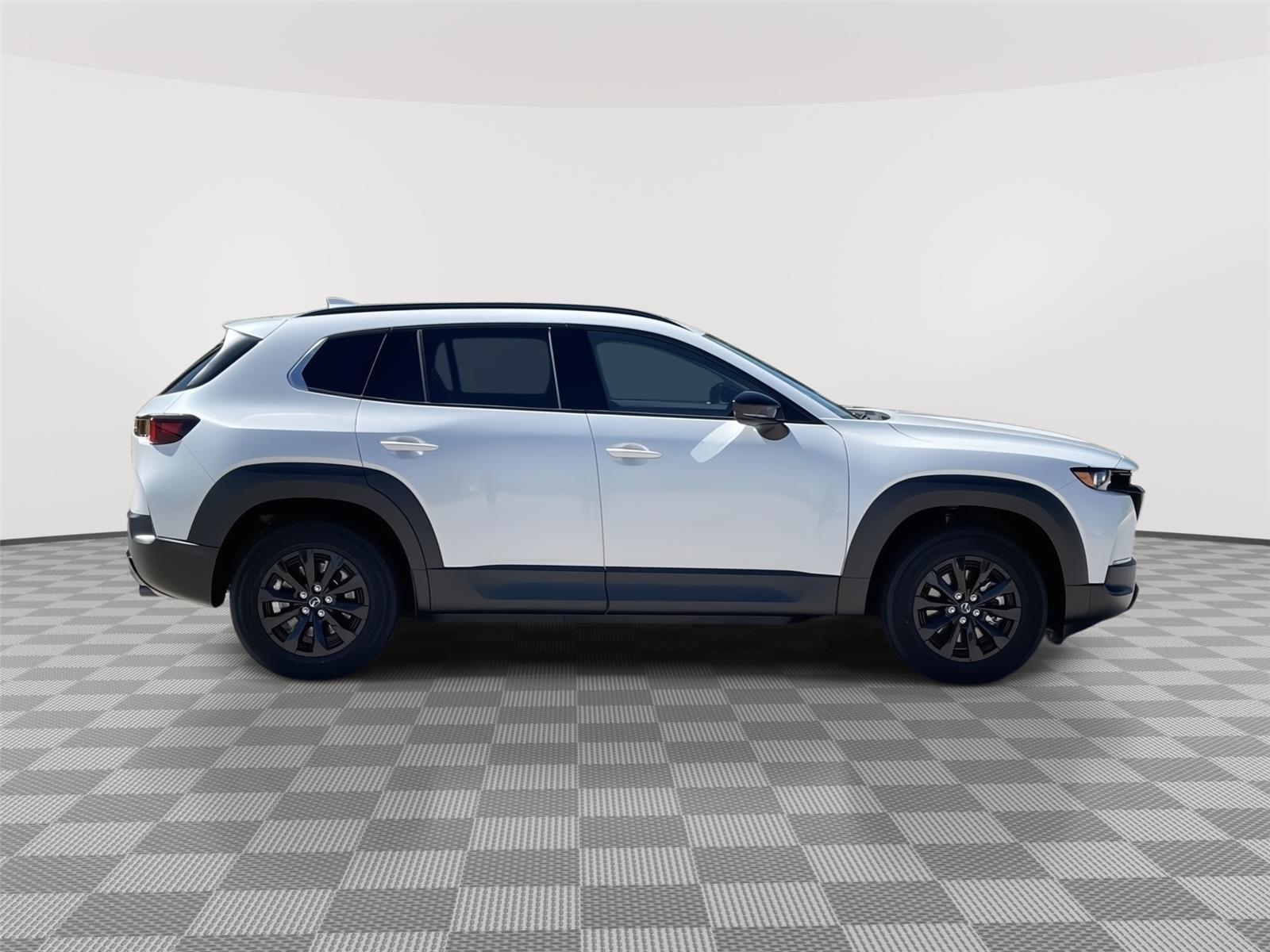 Vehicle photo 6