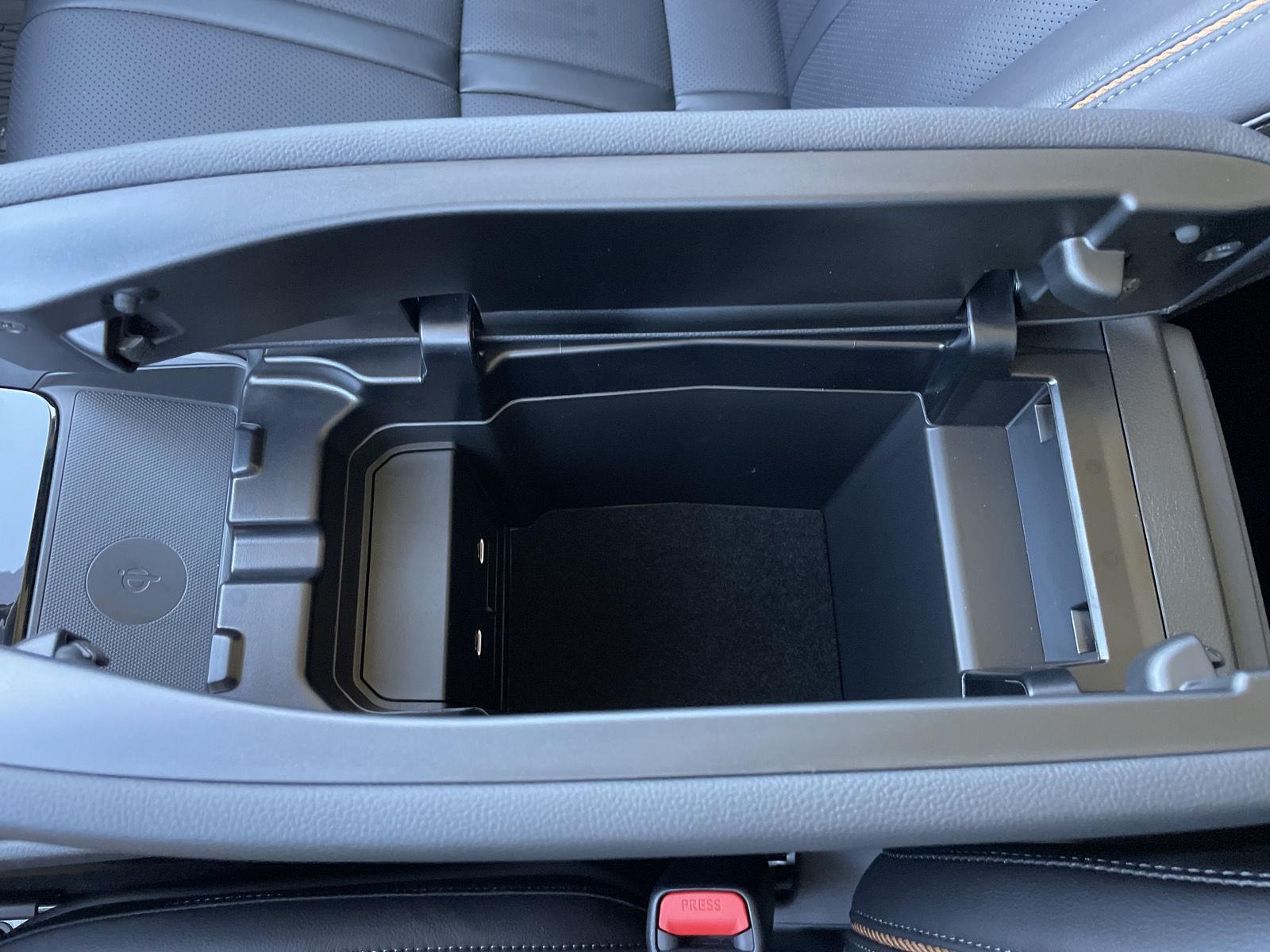 Vehicle photo 31