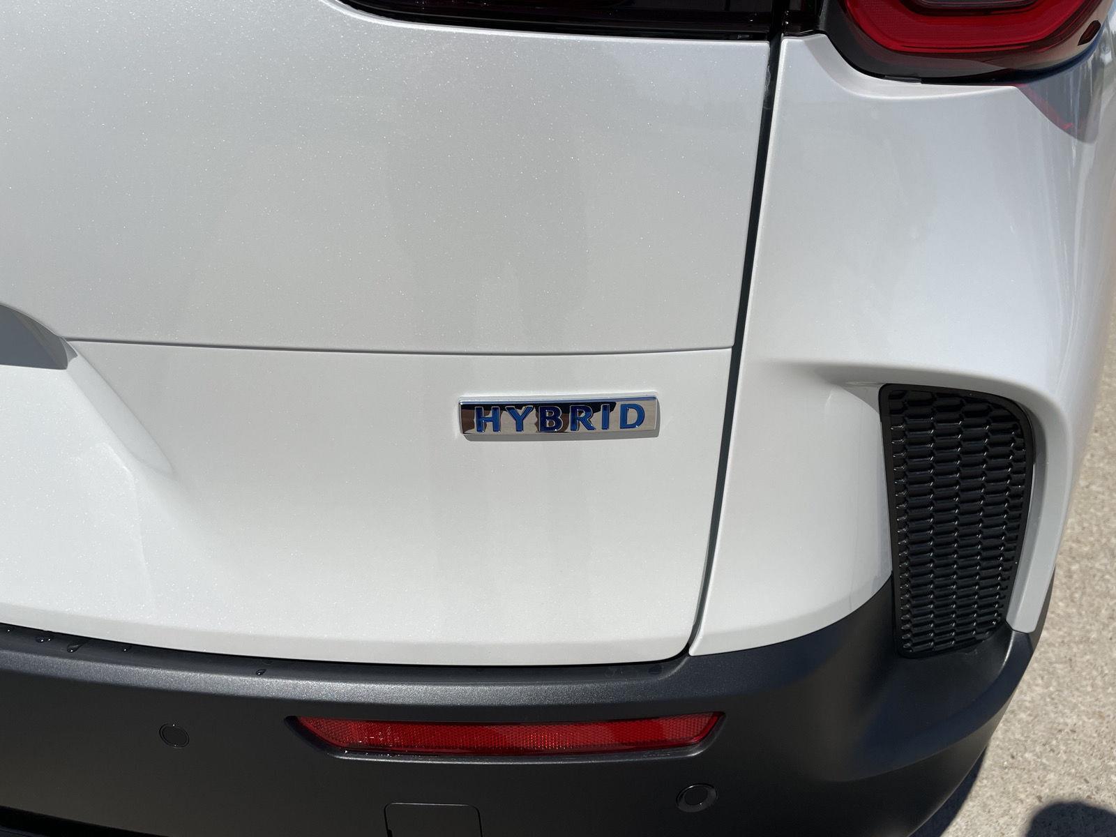 Vehicle photo 38