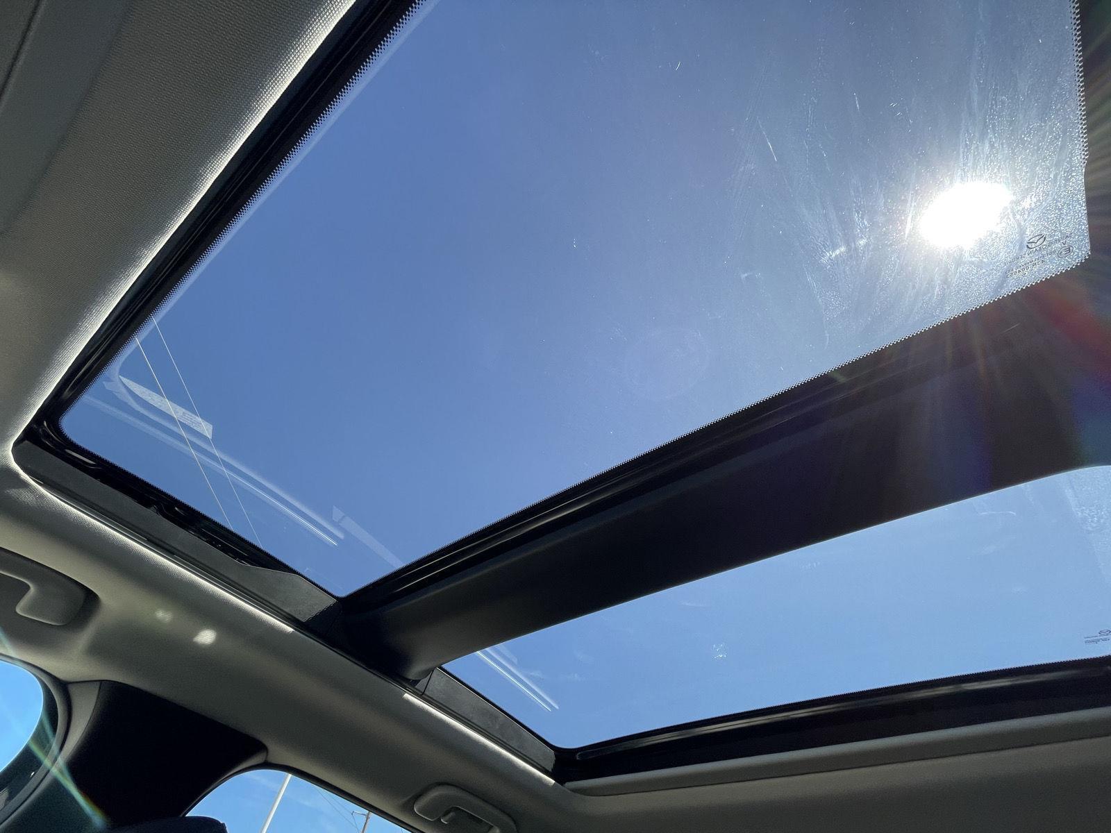 Vehicle photo 22